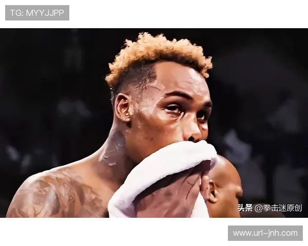 杰伦·恩尼斯现身奥蒂兹比赛现场,公开邀战154磅统一战