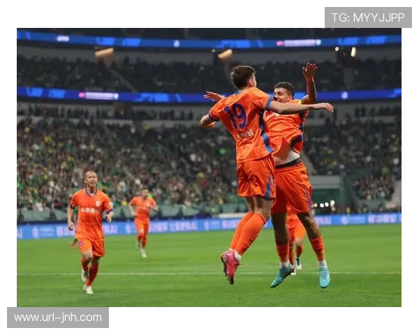 米拉索尔前锋雷纳尔多点射破门，冷静施射扳平比分